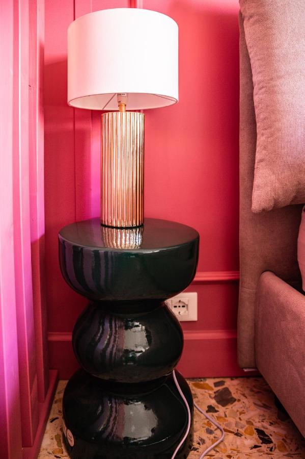 Cozysuites-vaticancity Apartment
