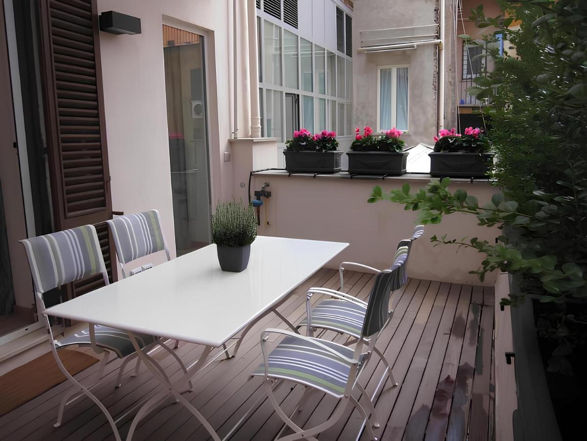 The At Spanish Steps Apartment *