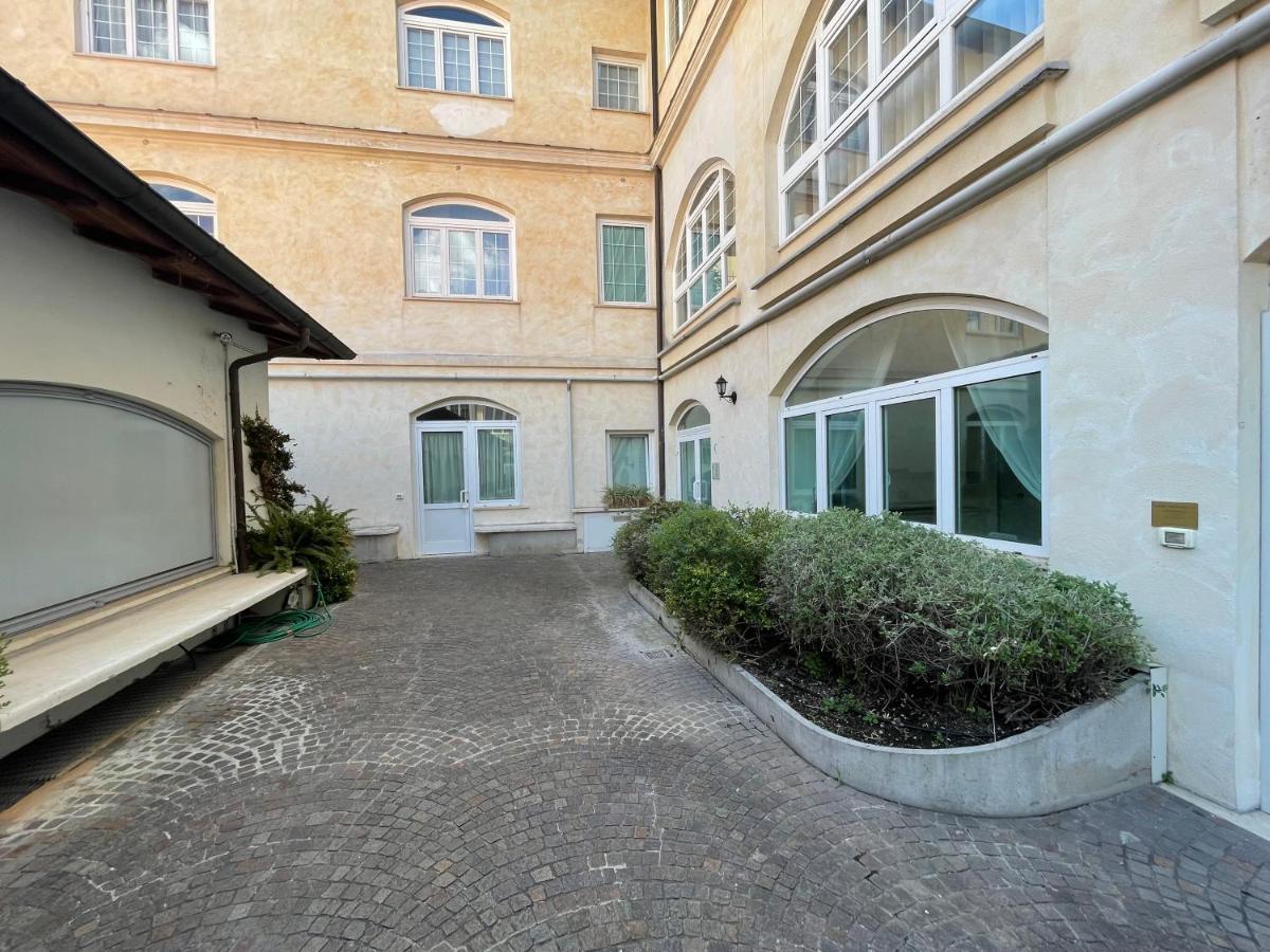 Apartamento Gens Julia Roma