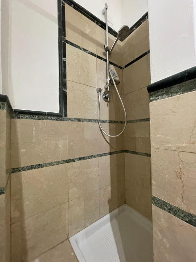 Gens Julia Apartamento *