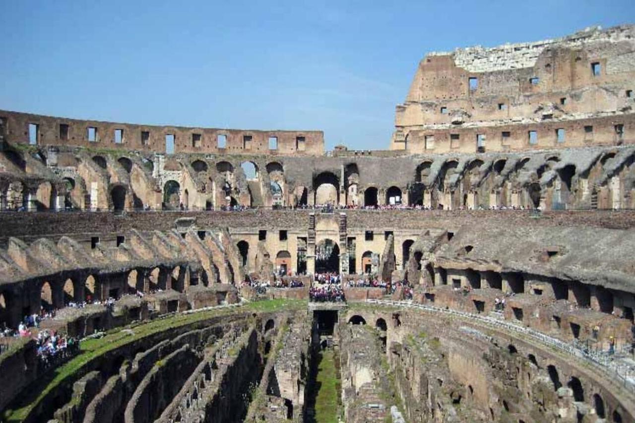 Casina Roma, 2 Min To Piazza Navona Apartment