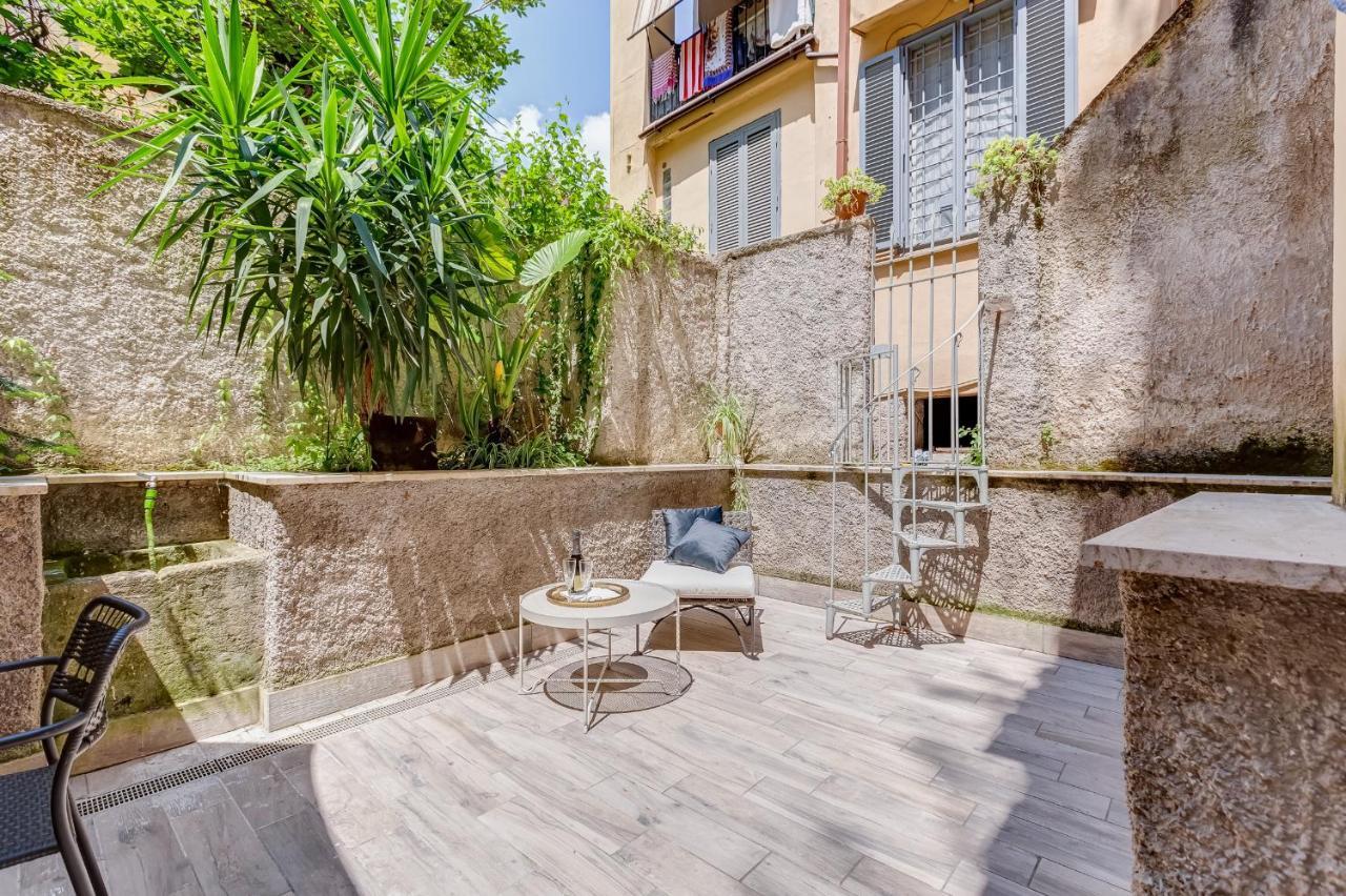 Bdc - The Secret Garden In Trevi *