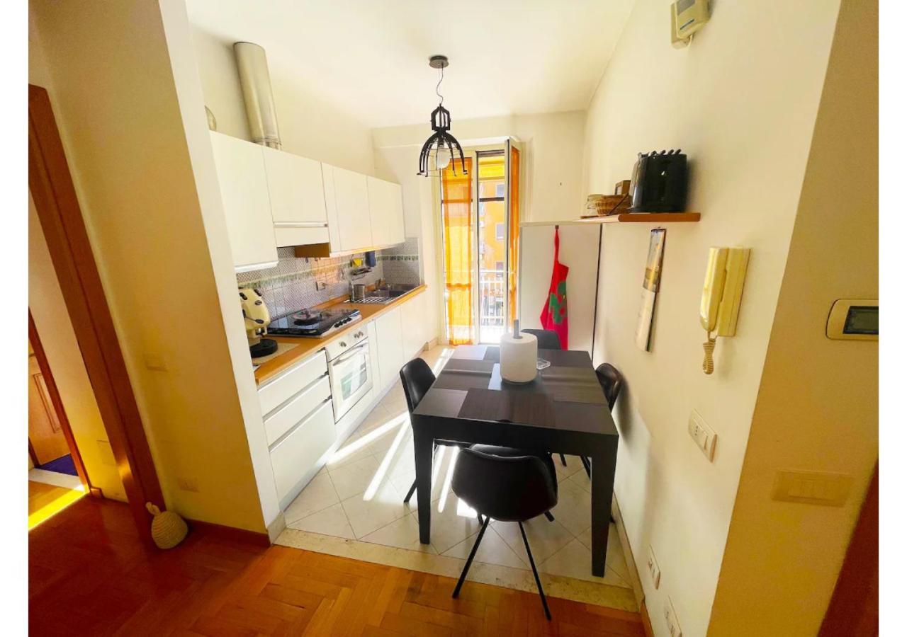 Apartment Cozy Casetta - Bright And Near Metro C
