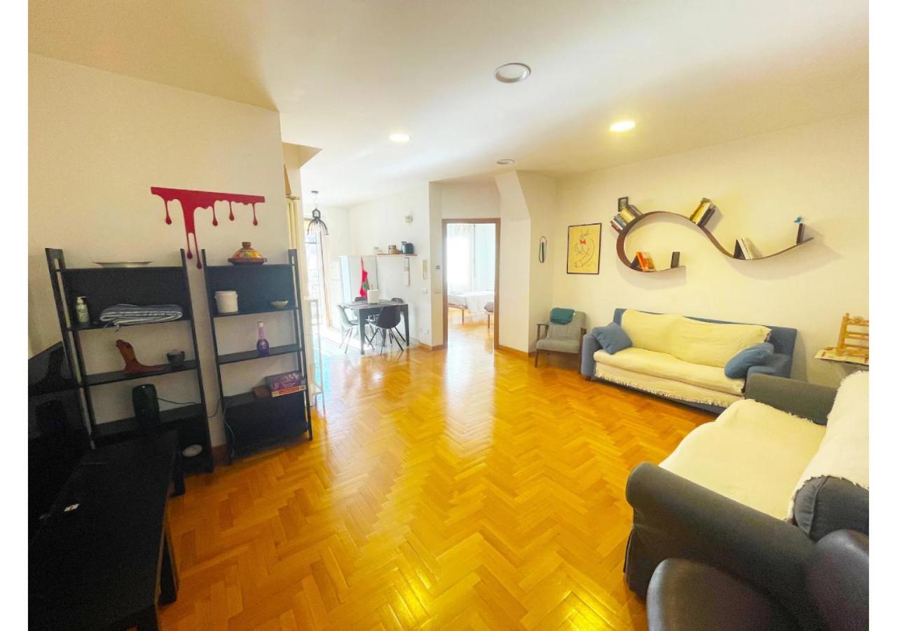 Cozy Casetta - Bright And Near Metro C Apartment Rome