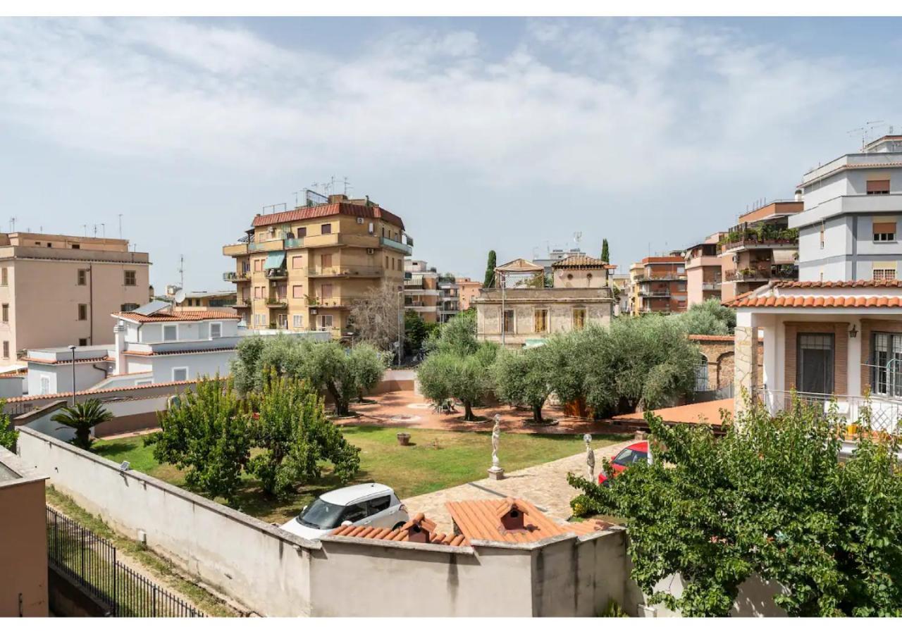 Tina's House - Bright And Near Metro C Appartement *