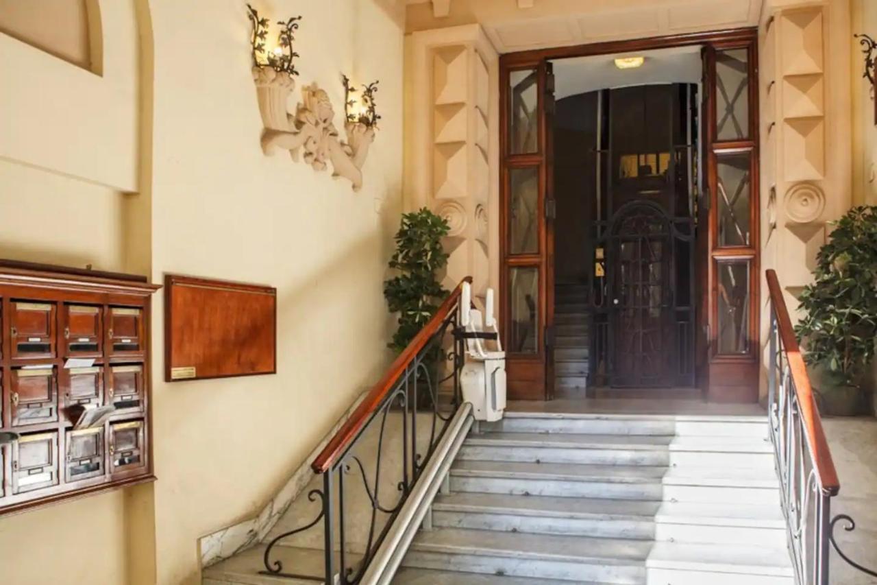 La Cornice