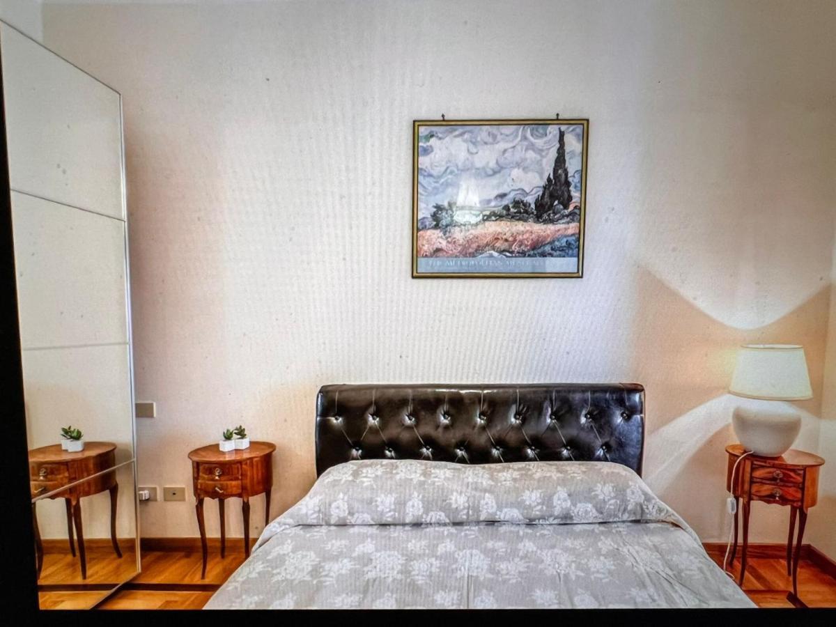 Adorable Flat By Barberini Trevi Fountain Apartment Rome