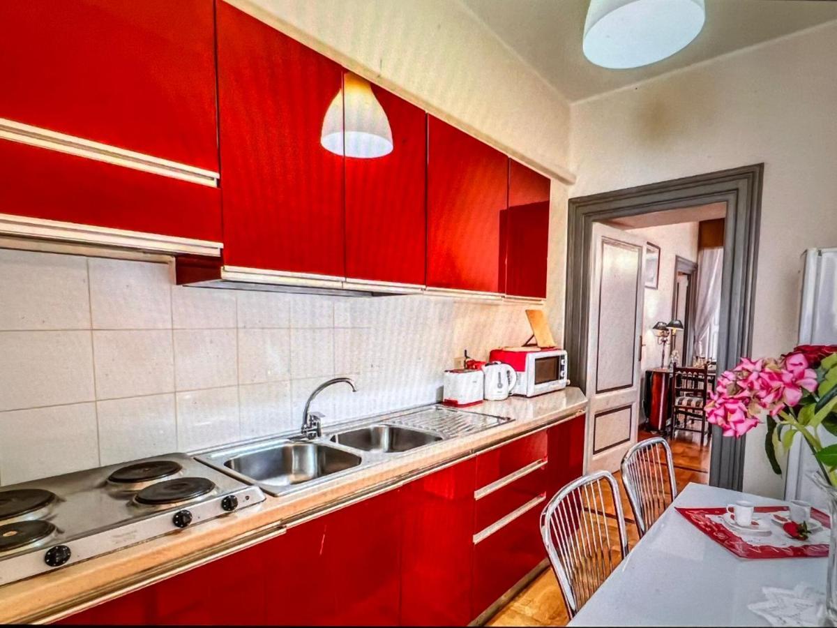 Adorable Flat By Barberini Trevi Fountain Apartment Rome