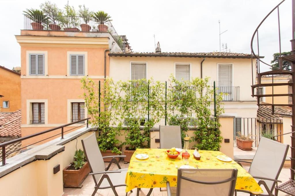 Appartement Frangipane 31 Monti Terrace *