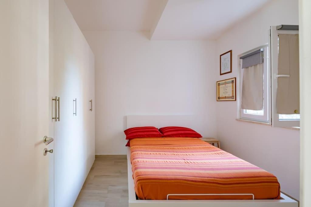Casetta Con Giardino Apartment *