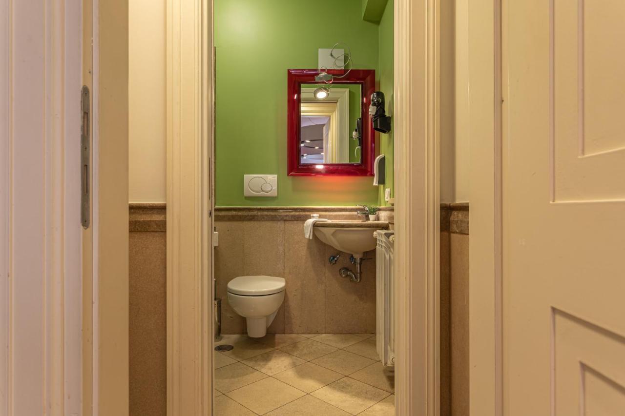 Oasis Centre Apartment *