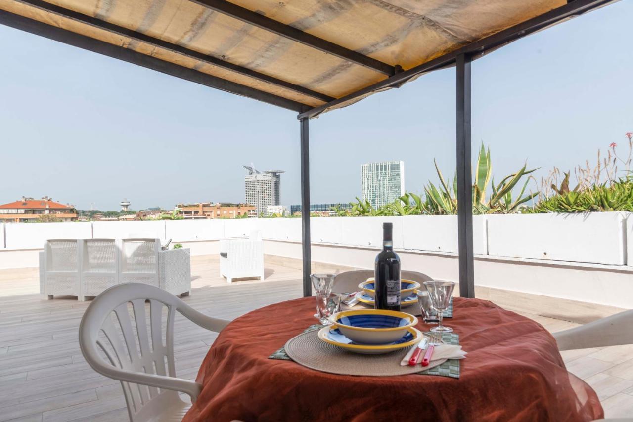 Amazing Penthouse Eur Apartment Rome