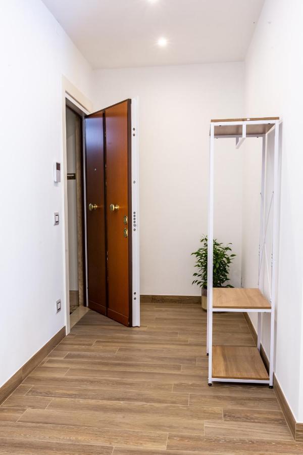 Noh Collection 2bdr Apartment- Vatican Area *