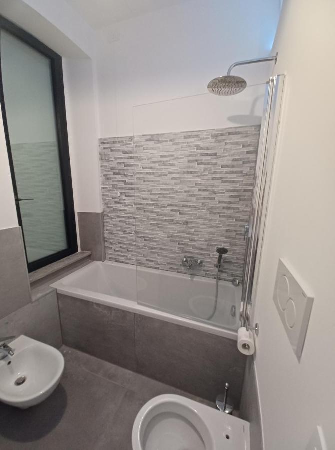 Appia - Loft Con Giardino * Roma