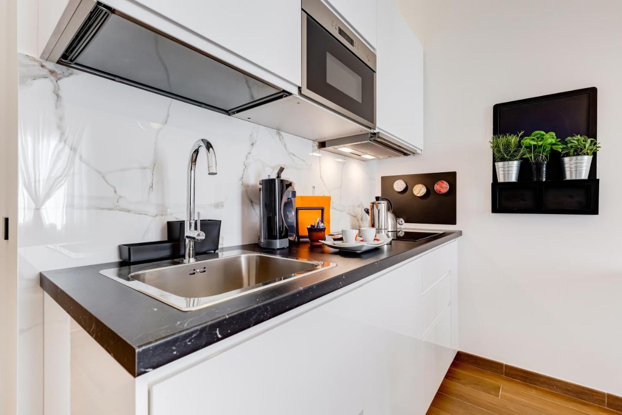 Lovely Two-room In The Center Of