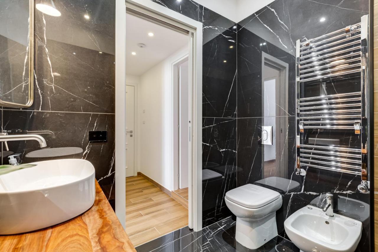 Lovely Two-room In The Center Of Appartamento *