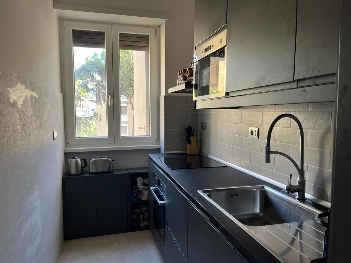 Moderno Bilocale Con Terrazzo Rome