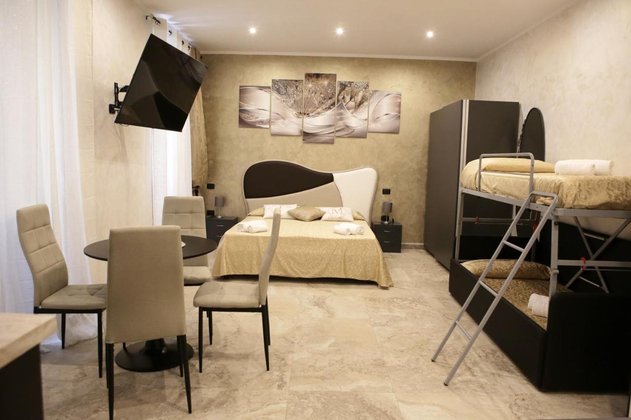 Jadore Monic * Rome
