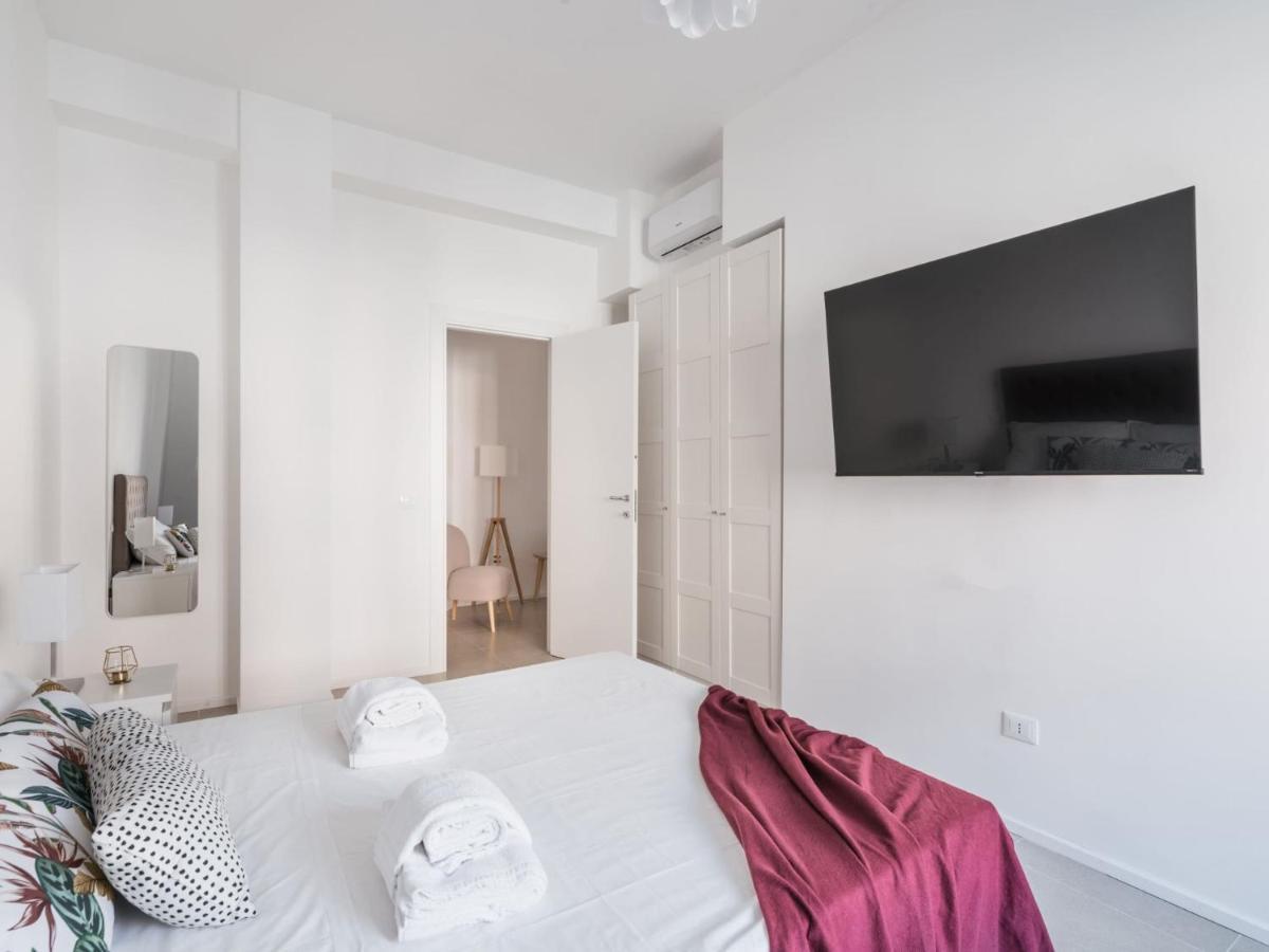 The Rent - Bright Near Pigneto Apartment *