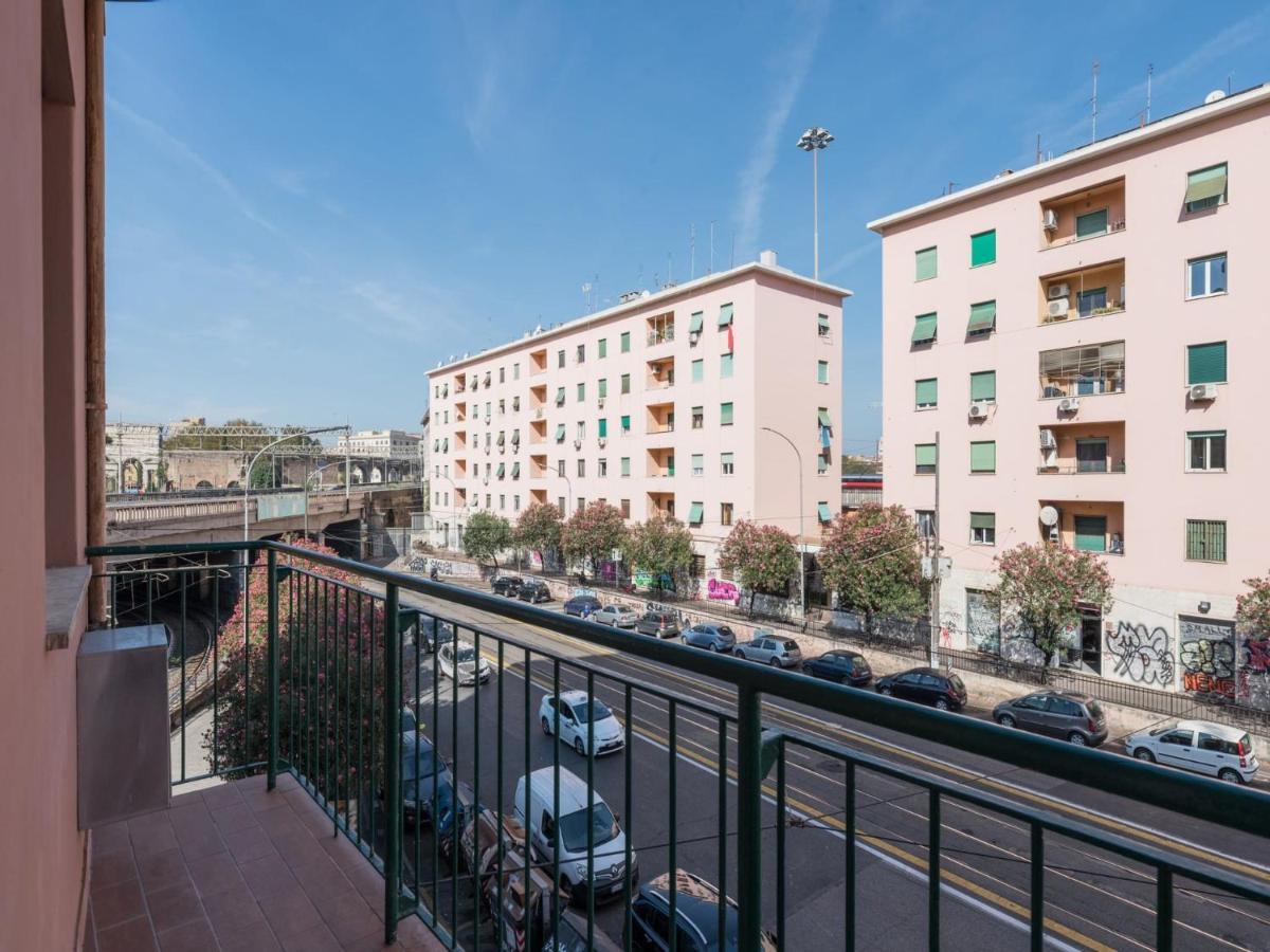 The Rent - Bright Near Pigneto Apartment *