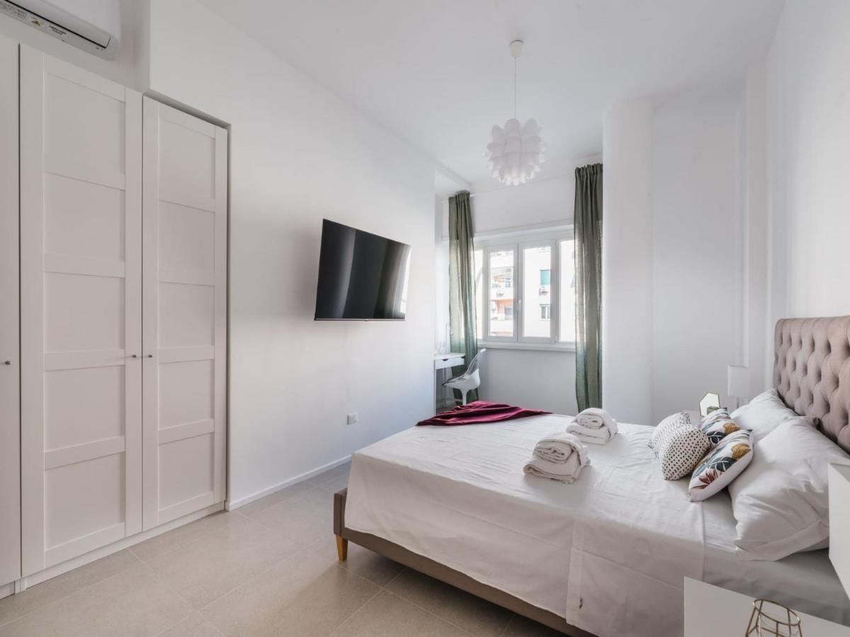 The Rent - Bright Near Pigneto Apartment