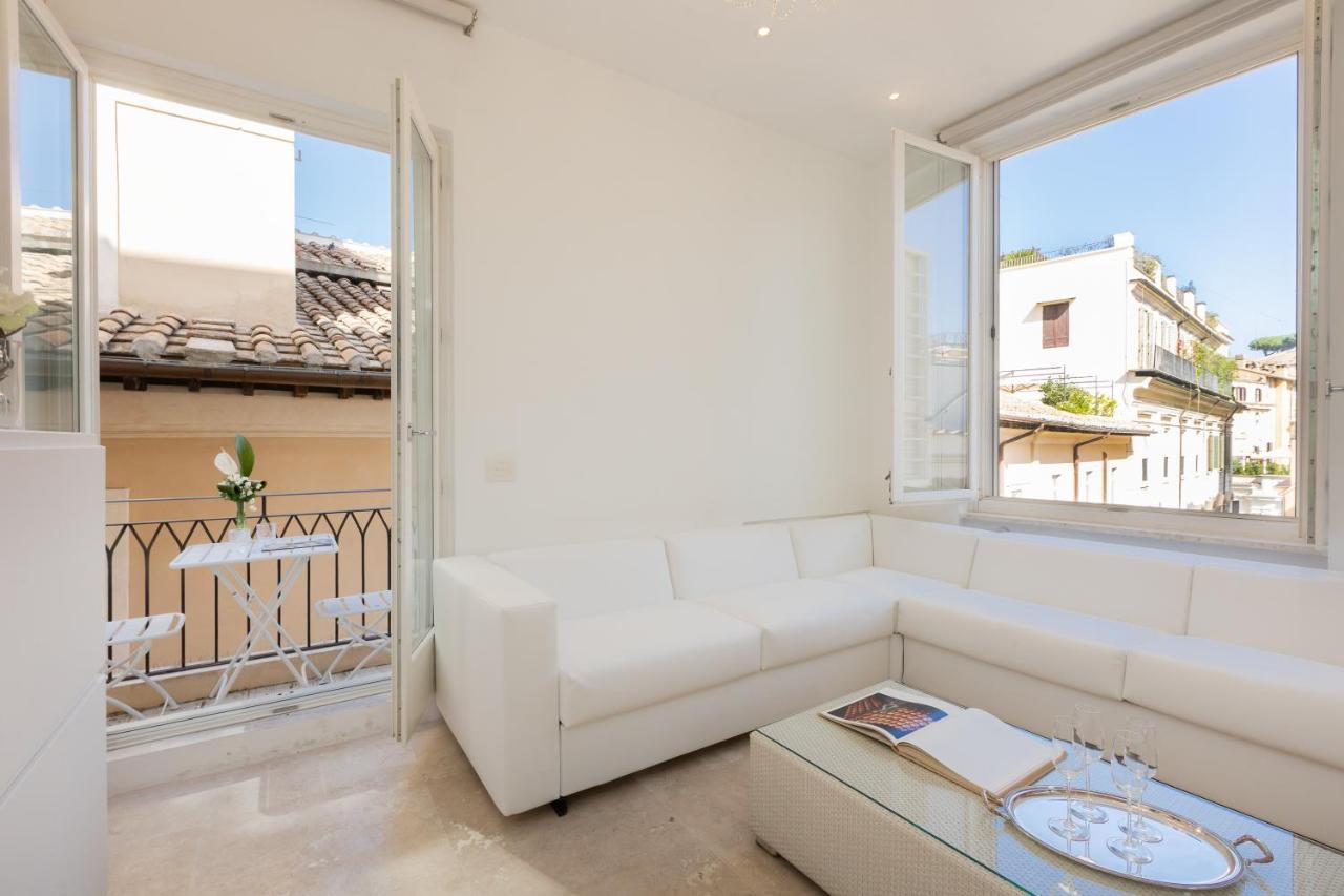 Amazing 3 Levels Penthouse Piazza Venezia * Rome