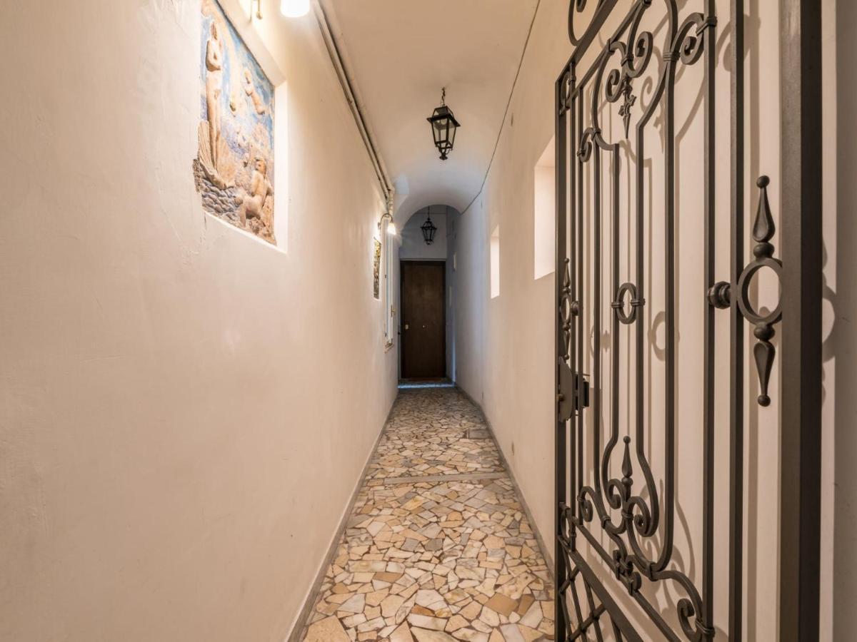 Appartement The Rent - Large A Few Steps From The Trevi Fountain