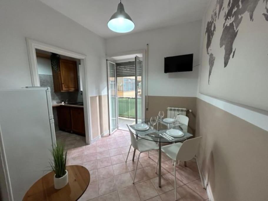 Trastevere - La Maison Du Monde * Rome