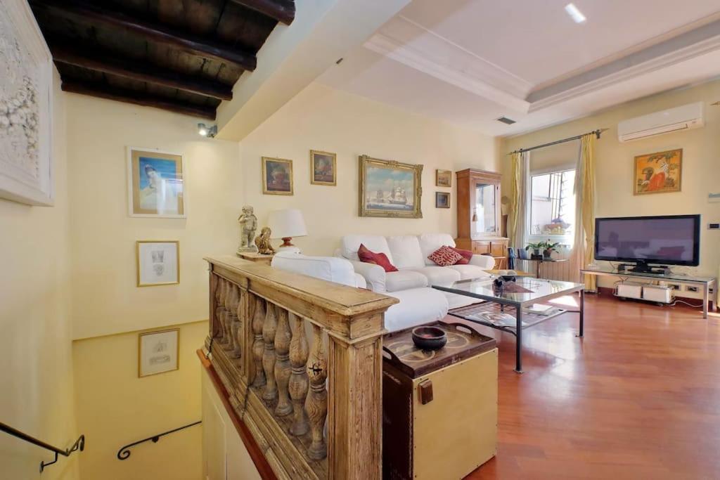 Apartment 3v Luxury By Hili Rome