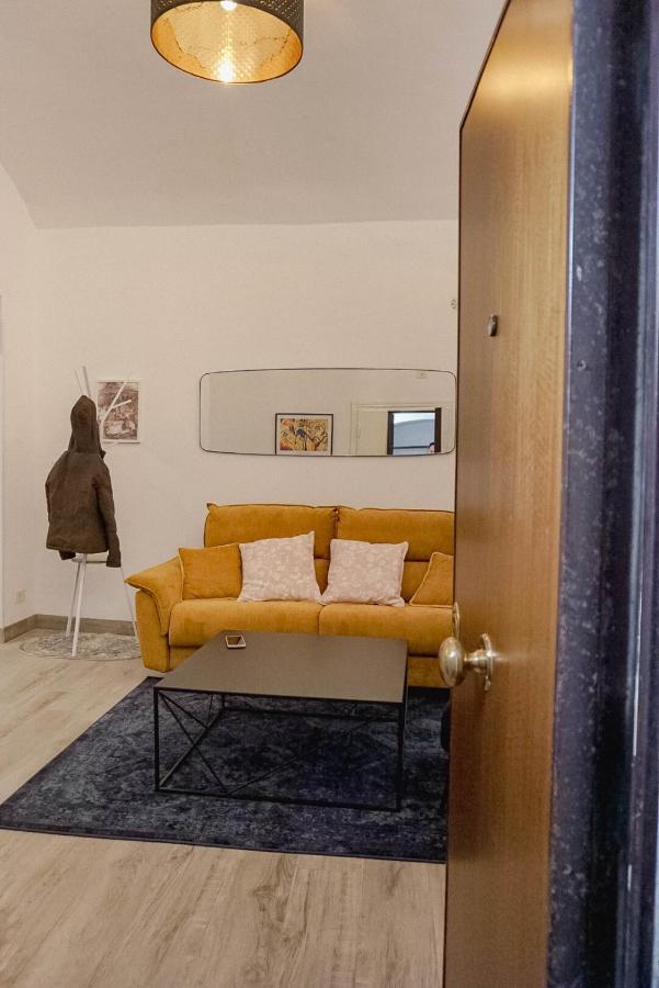 Apartment Seminterrato Al Pigneto Metro C