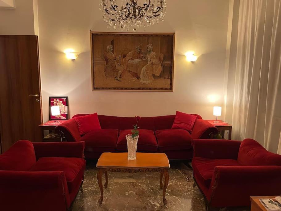 Opera Flat 2.0 Apartment Rome