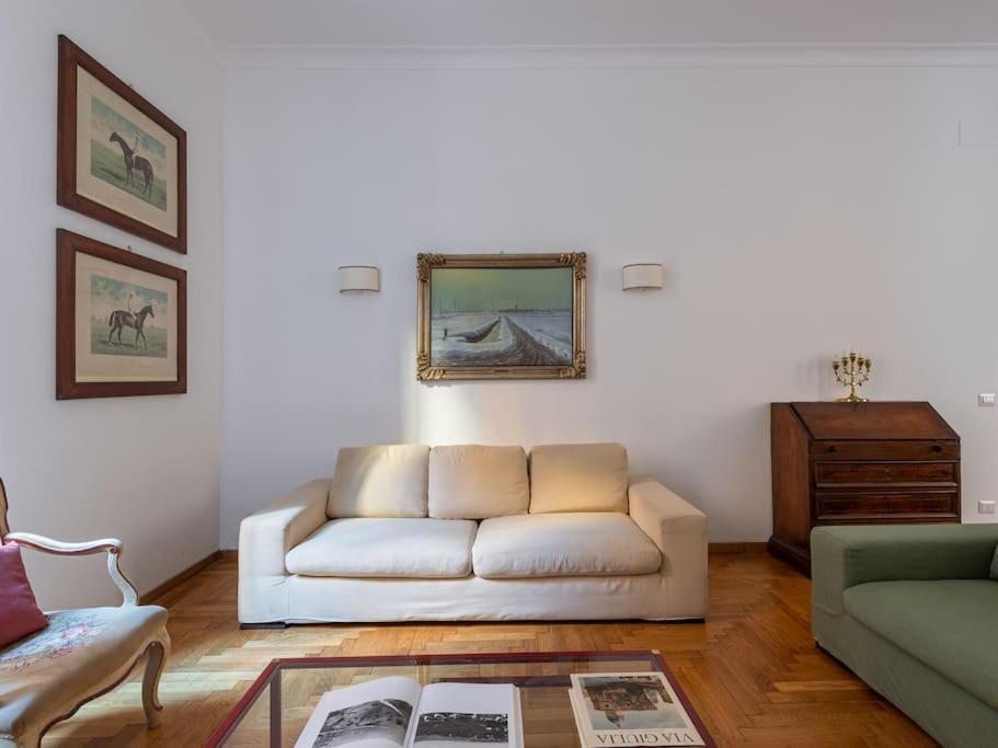 Apartment Giulia Luxury Two Bedroom Rome