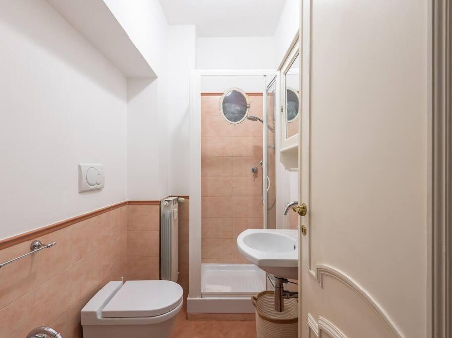 Apartment Giulia Luxury Two Bedroom Rome