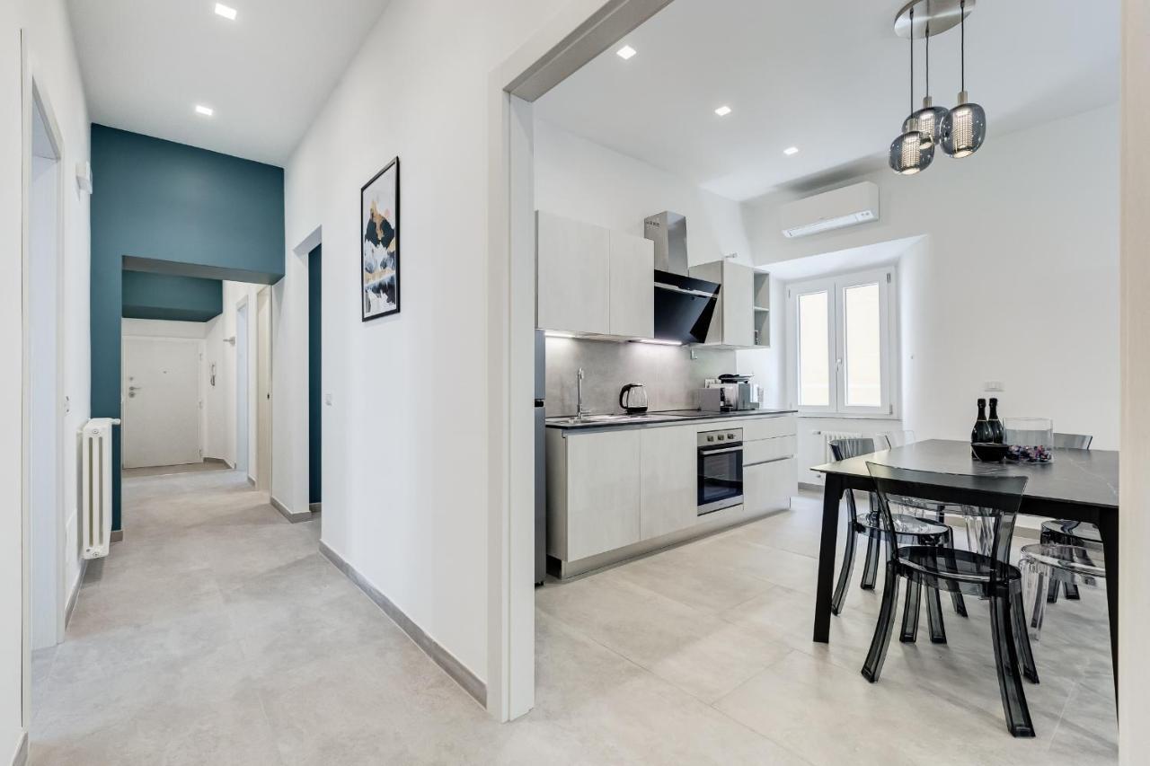 Apartment Bdc - Empire, Noble 3-bdr