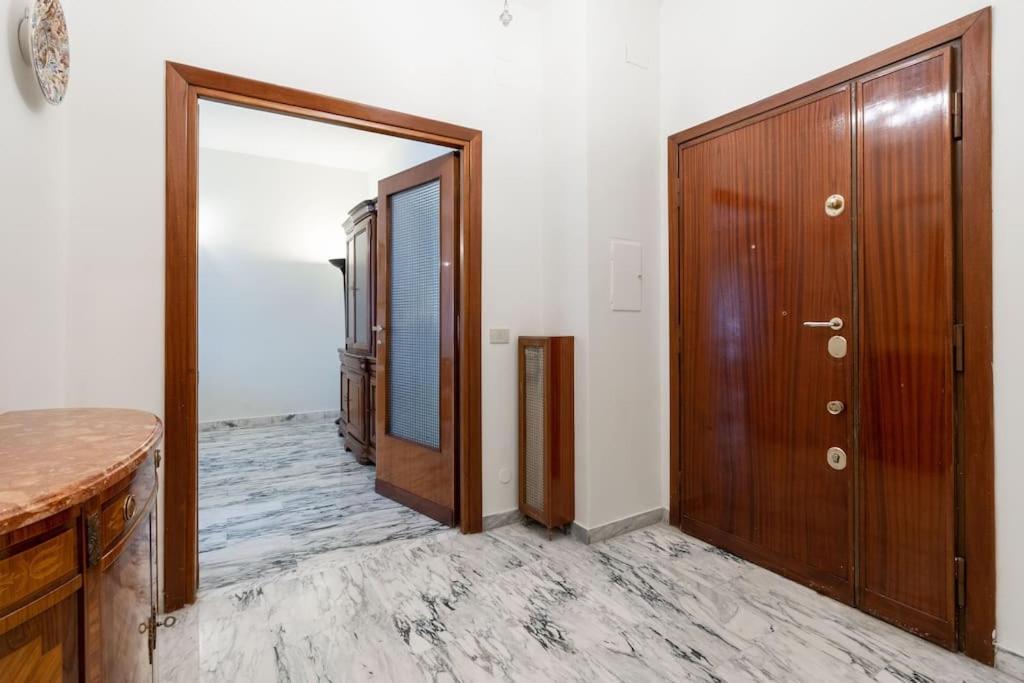 Apartment 4season Enchanting Balduina's Pent Center Rome