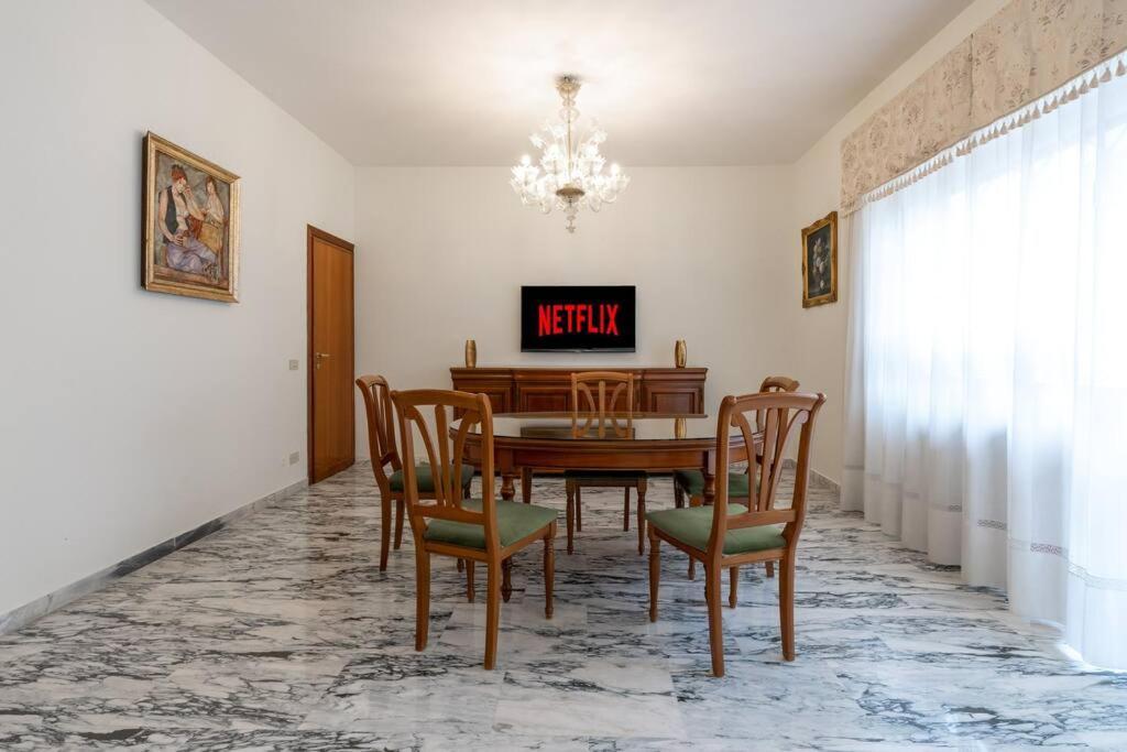 Apartment 4season Enchanting Balduina's Pent Center Rome