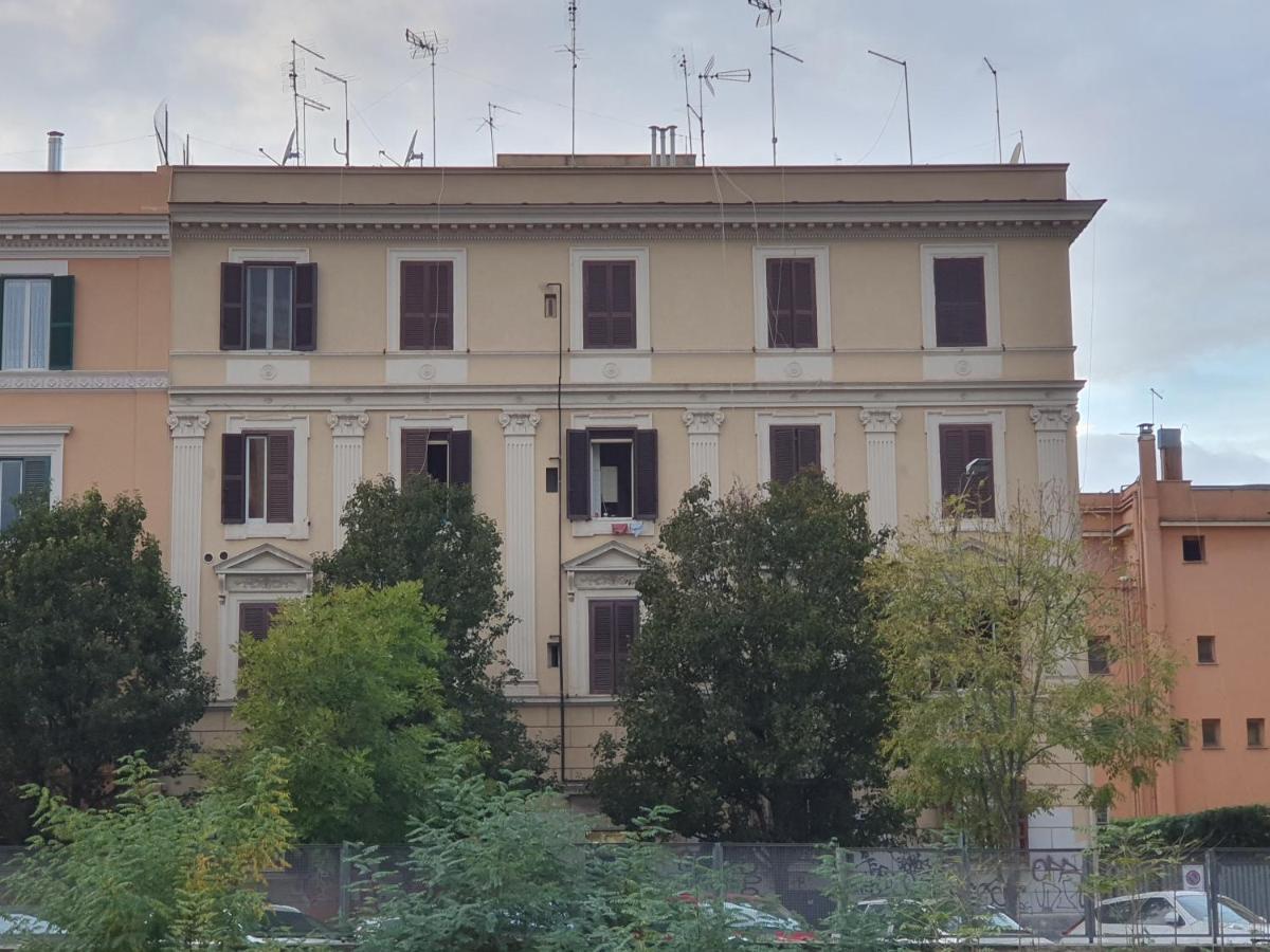 Casa Menna * Roma