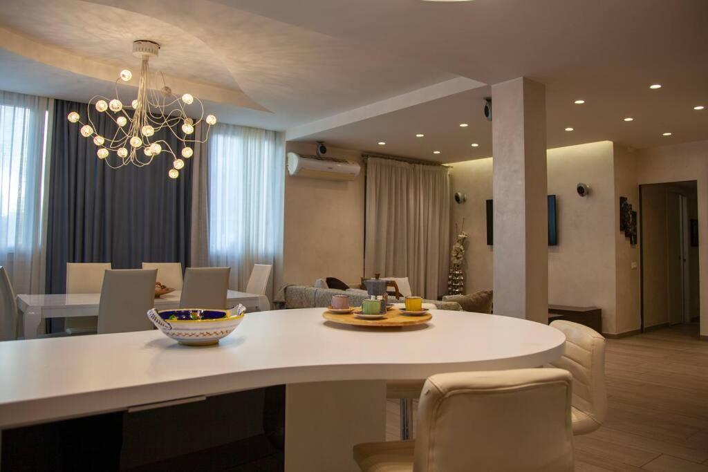 Apartment Chic And Elegant Near Metro Station *