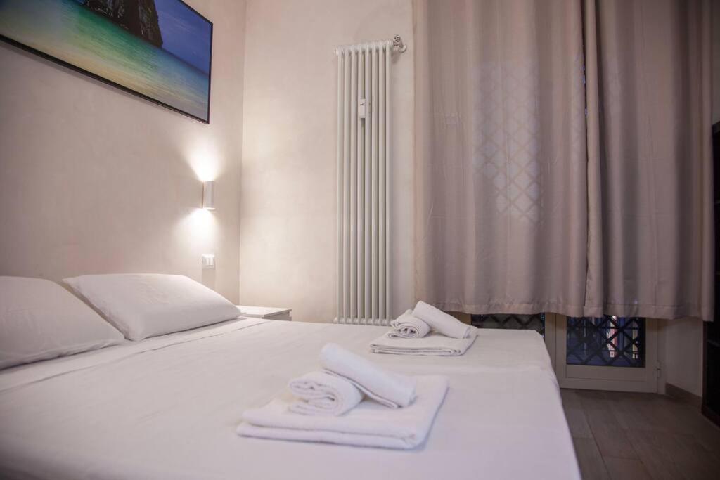 Chic And Elegant Near Metro Station Apartment *