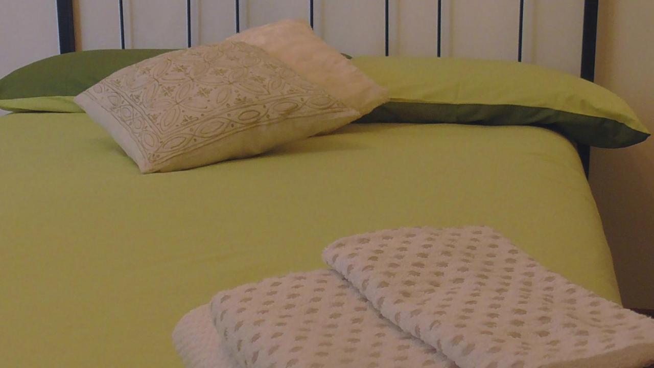 Apartment Italy's Enchanting Ambiance - A Snug In Rome