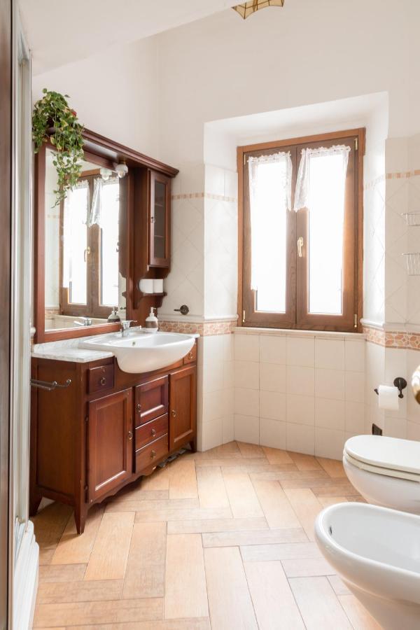 Elegant & Quiet Next To Colosseo Apartamento