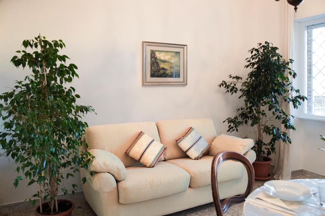 Aurelia Loris House Holiday home Rome