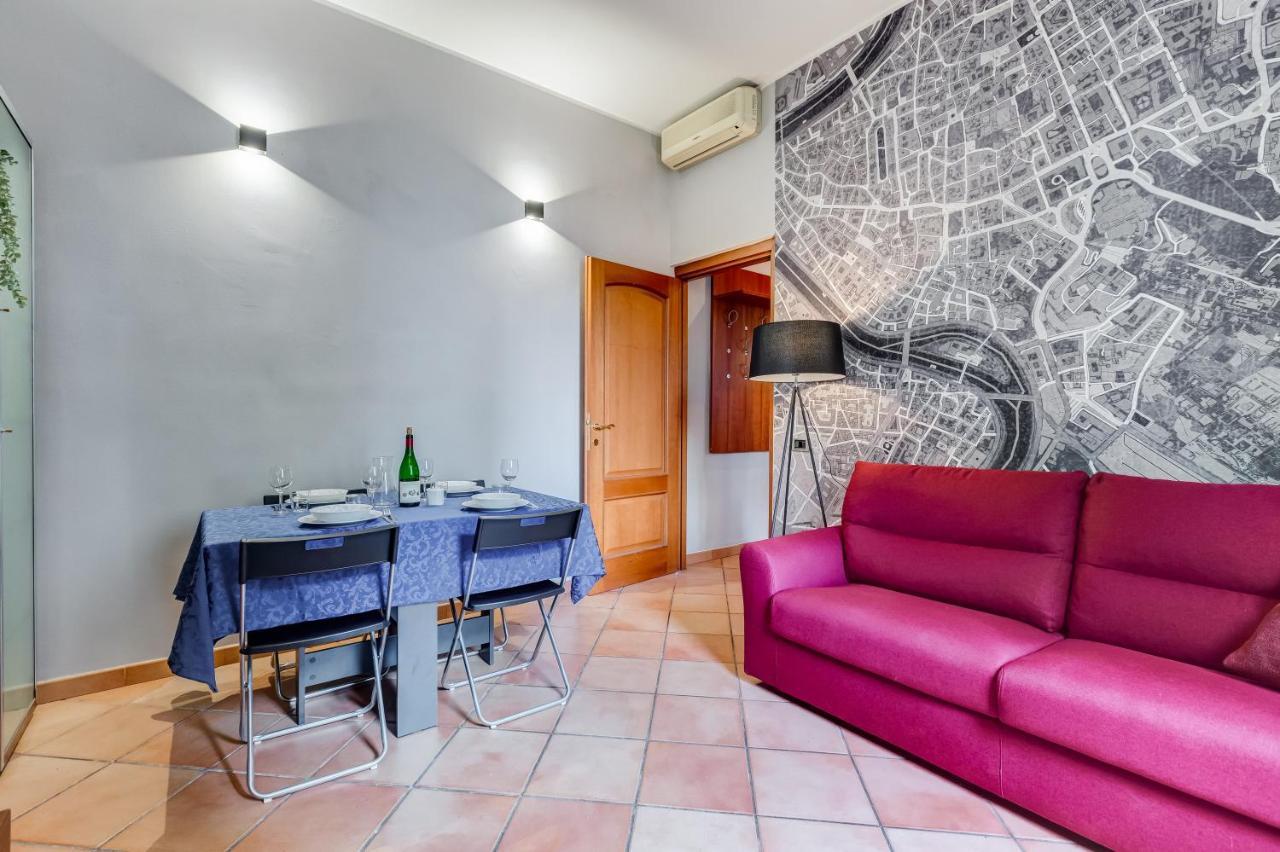 Apartment Historia Et Elegantia - Vicino Il Colosseo, Circo Massimo E Trastevere Rome