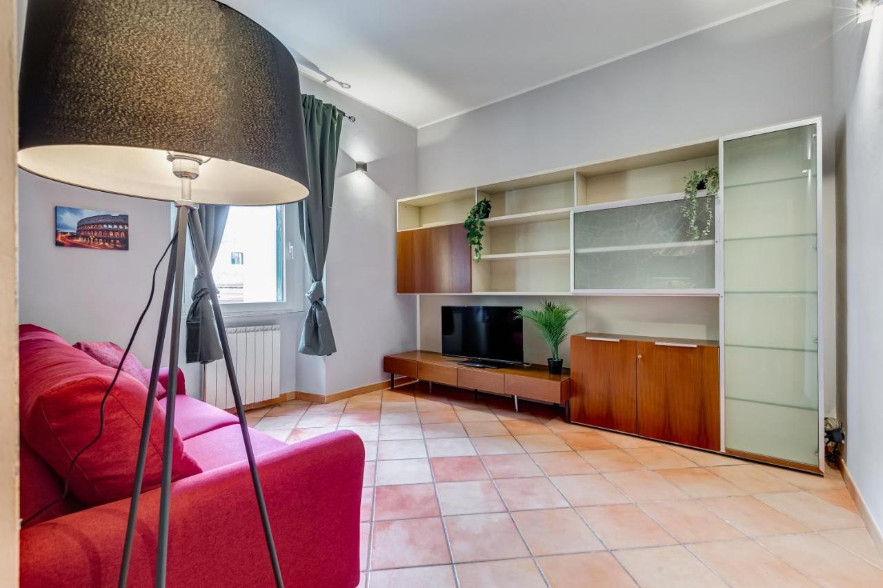 Apartment Historia Et Elegantia - Vicino Il Colosseo, Circo Massimo E Trastevere *