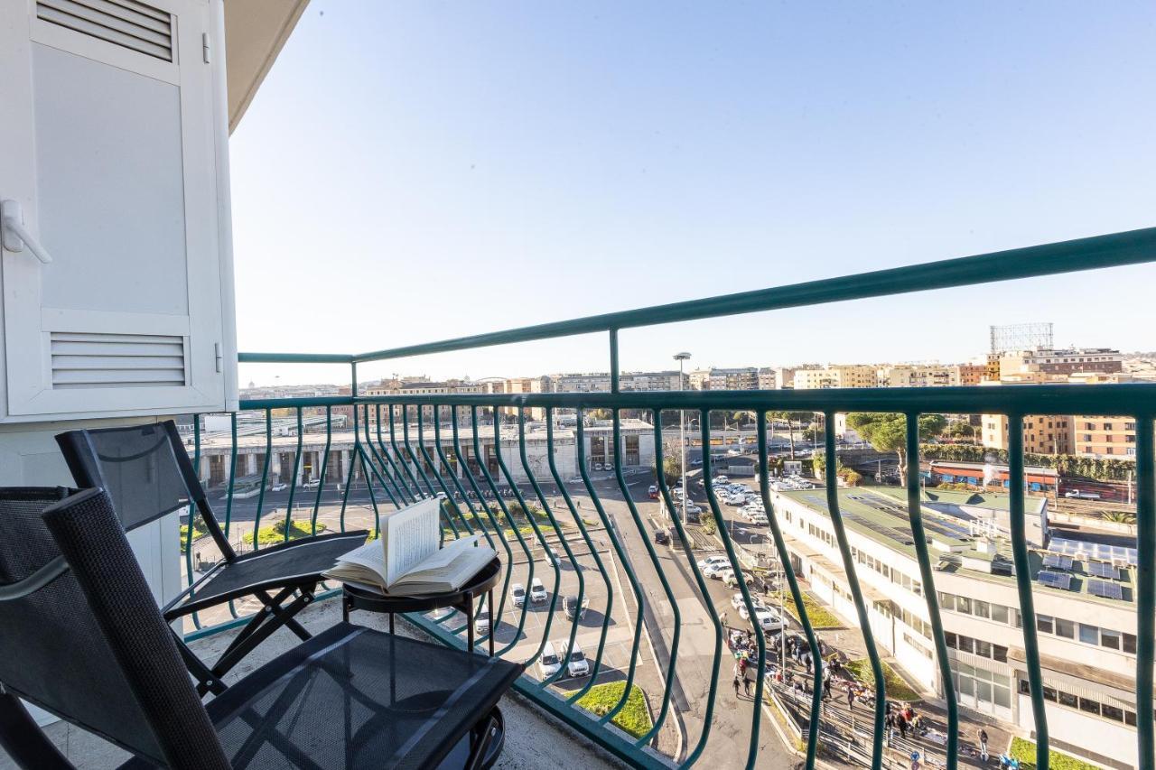 Apartment Piramide View By In Rome