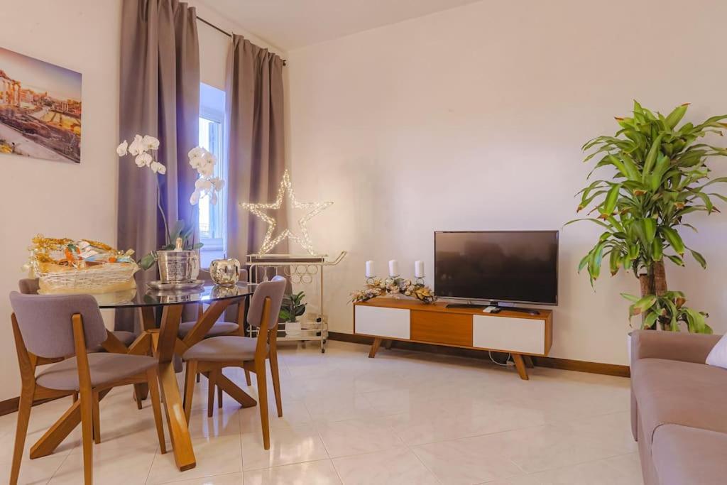 Stella Luxury House