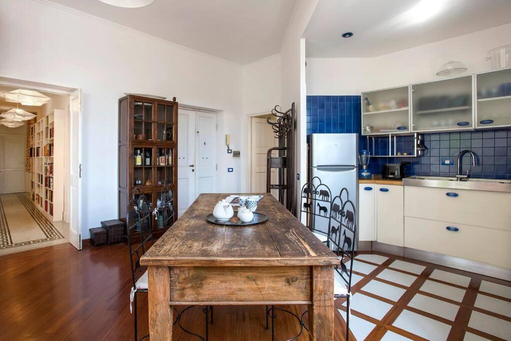 Vittoria In Trastevere Apartamento *