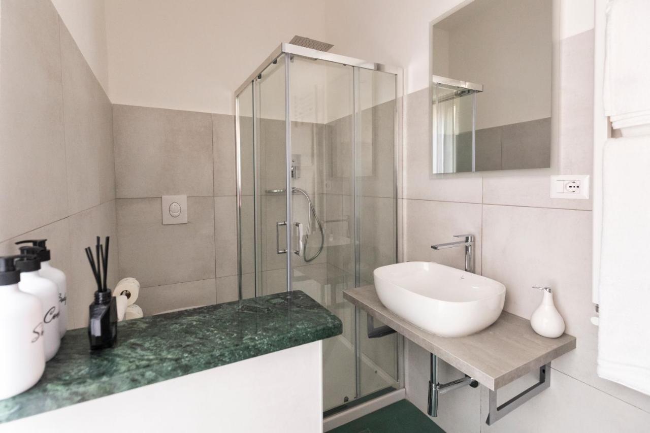 Emerald - In The Heart Of Trastevere *