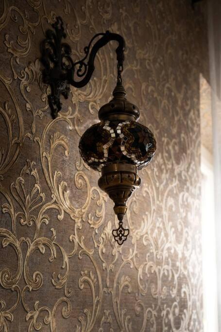Merulana Penthouse: 5 Minutes Walk From Colosseum Apartment *