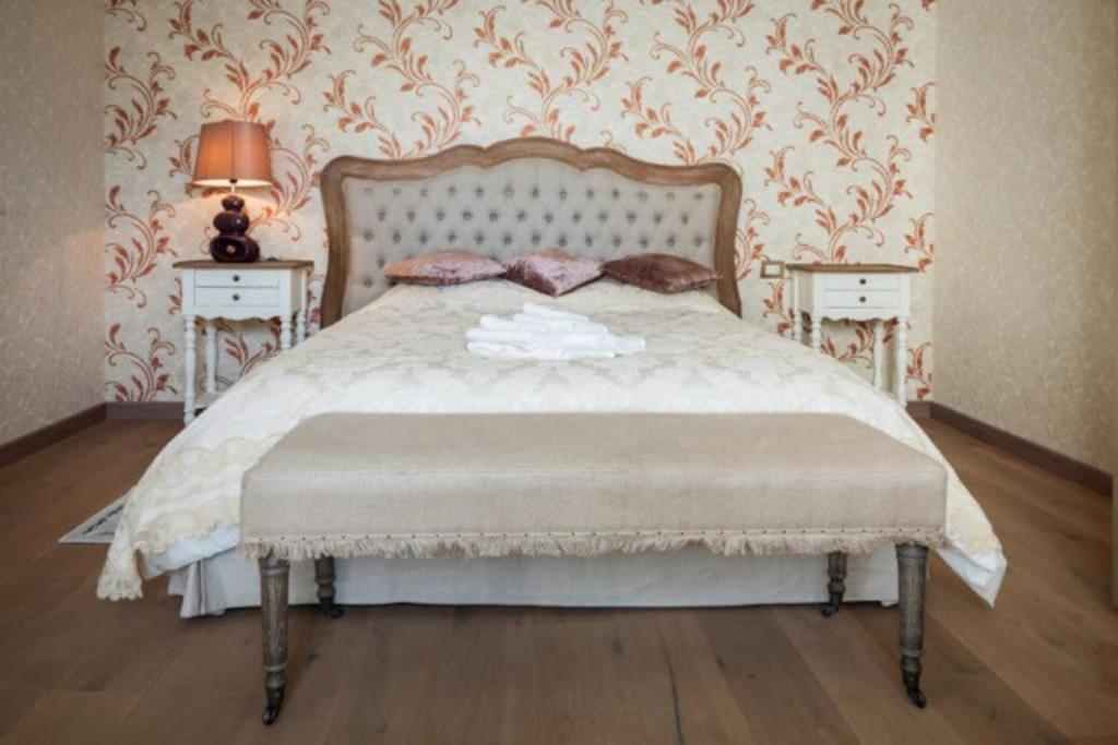 Merulana Penthouse: 5 Minutes Walk From Colosseum Rome